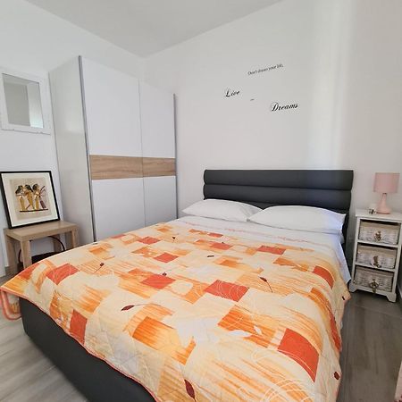 Apartman Varga トロギール エクステリア 写真